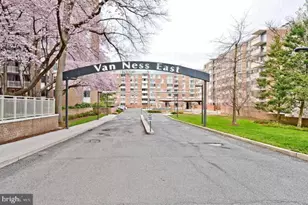 2939 Van Ness St NW, Washington, DC 20008 - Photo 29
