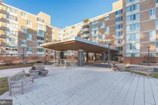 2939 Van Ness St NW, Washington, DC 20008 - Photo 31