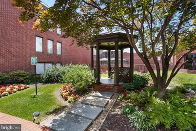 1080 Wisconsin Avenue NW #1004, Washington, DC 20007 - Photo 29
