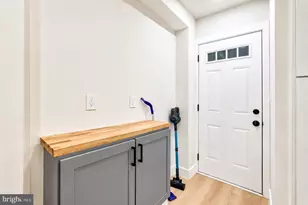 1237 Emerson St NE, Washington, DC 20017 - Photo 11