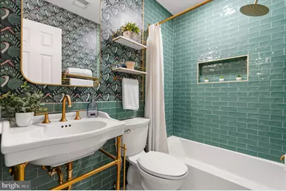 1360 L Street SE, Washington, DC 20003 - Photo 35
