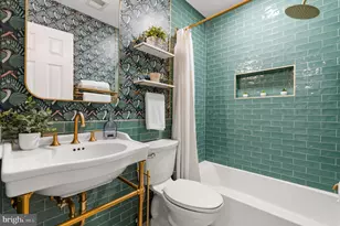 1360 L St SE, Washington, DC 20003 - Photo 35