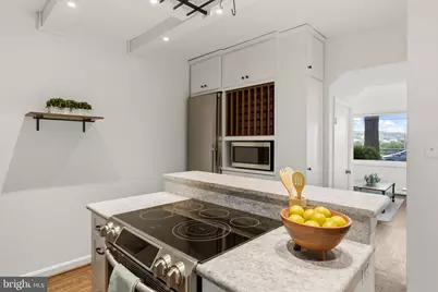 1360 L Street SE, Washington, DC 20003 - Photo 15