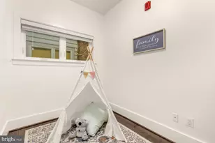 1451 Girard St NW, Washington, DC 20009 - Photo 13