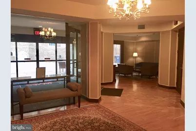 1077 30th Street NW #414, Washington, DC 20007 - Photo 3
