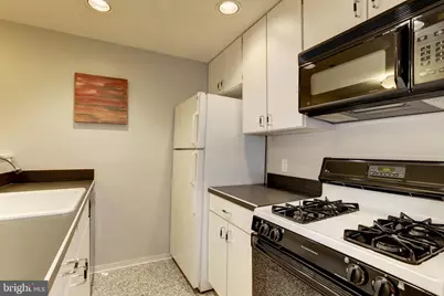 1807 California Street NW #205, Washington, DC 20009 - Photo 3