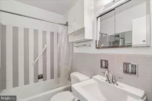 2475 Virginia Ave NW, Washington, DC 20037 - Photo 21