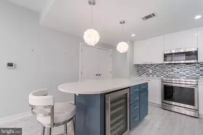 1010 Massachusetts Avenue NW #607, Washington, DC 20001 - Photo 9