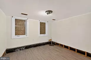 1247 Mt Olivet Rd NE, Washington, DC 20002 - Photo 21