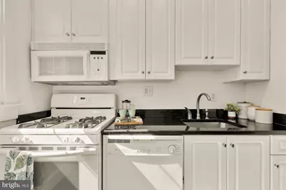 3022 Wisconsin Avenue NW #208, Washington, DC 20016 - Photo 13