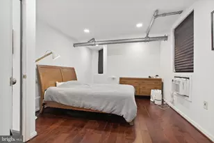 1855 Calvert St NW, Washington, DC 20009 - Photo 17