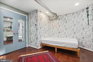 1855 Calvert St NW, Washington, DC 20009 - Photo 9