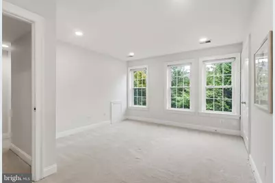 4006 Highwood Court NW, Washington, DC 20007 - Photo 19