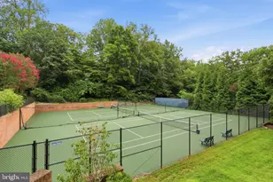 4006 Highwood Ct NW, Washington, DC 20007 - Photo 37