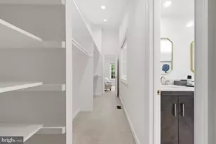 4006 Highwood Ct NW, Washington, DC 20007 - Photo 23