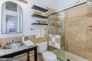 1240 4th St NW, Washington, DC 20001 - Photo 17