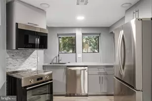 313 F St NE, Washington, DC 20002 - Photo 3