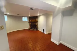 729 Massachusetts Ave NE, Washington, DC 20002 - Photo 5