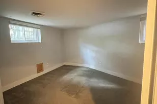 729 Massachusetts Ave NE, Washington, DC 20002 - Photo 9