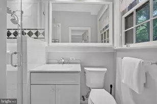 3041 Sedgwick St NW, Washington, DC 20008 - Photo 17