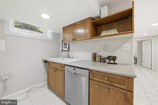 5801 Potomac Ave NW, Washington, DC 20016 - Photo 35