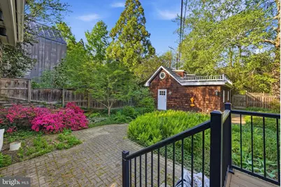 5801 Potomac Avenue NW, Washington, DC 20016 - Photo 37