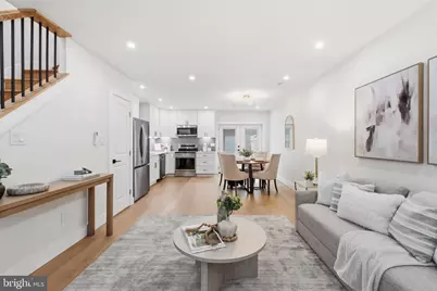 35 17th Street SE, Washington, DC 20003 - Photo 5