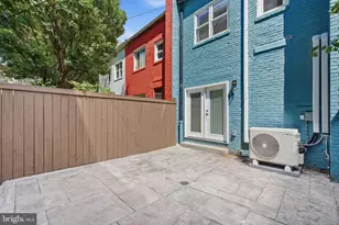 35 17th St SE, Washington, DC 20003 - Photo 23