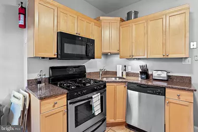 1211 33rd Street NW #1, Washington, DC 20007 - Photo 15