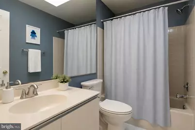 4605 Macarthur Boulevard NW #B, Washington, DC 20007 - Photo 13