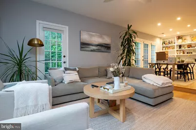 4605 Macarthur Boulevard NW #B, Washington, DC 20007 - Photo 3