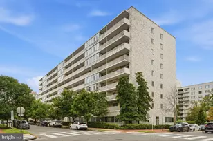 730 24th St NW, Washington, DC 20037 - Photo 19