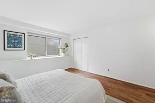 730 24th St NW, Washington, DC 20037 - Photo 15