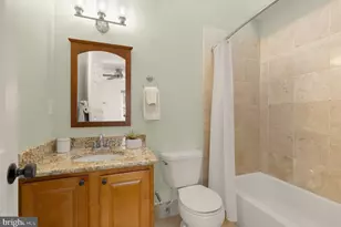 320 19th St NE, Washington, DC 20002 - Photo 19