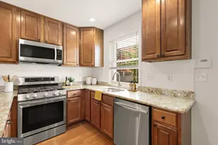 320 19th St NE, Washington, DC 20002 - Photo 11