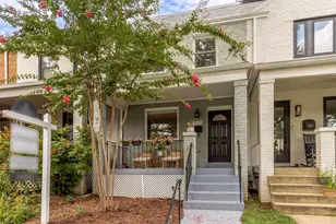 320 19th St NE, Washington, DC 20002 - Photo 1