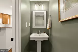320 19th St NE, Washington, DC 20002 - Photo 15