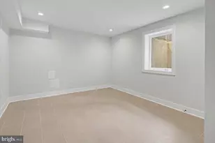 2902 Vista St NE, Washington, DC 20018 - Photo 79
