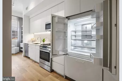 1324 E Street SE #103, Washington, DC 20003 - Photo 9