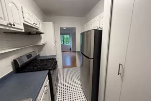 4201 Cathedral Ave NW, Washington, DC 20016 - Photo 9