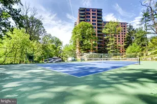 4201 Cathedral Ave NW, Washington, DC 20016 - Photo 33