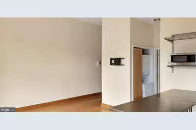 326 8th Street NE #302, Washington, DC 20002 - Photo 9
