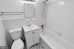 4200 Cathedral Ave NW, Washington, DC 20016 - Photo 25