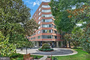 4200 Cathedral Ave NW, Washington, DC 20016 - Photo 29