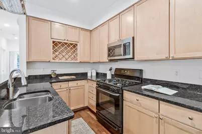 272 Kentucky Avenue SE #B, Washington, DC 20003 - Photo 7