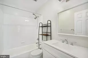 3231 Sutton Pl NW, Washington, DC 20016 - Photo 11
