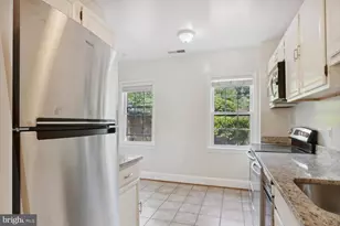3231 Sutton Pl NW, Washington, DC 20016 - Photo 5