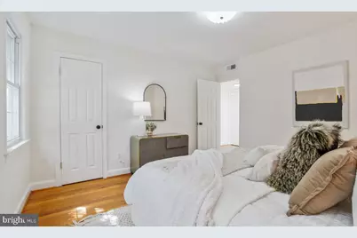 415 17th Street SE, Washington, DC 20003 - Photo 27
