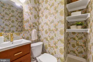 415 17th St SE, Washington, DC 20003 - Photo 17