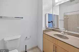 1390 Kenyon St NW, Washington, DC 20010 - Photo 23